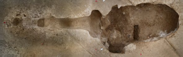 У Франції виявили давній храм із масовим похованням