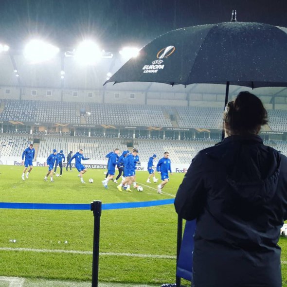 Во время предматчевой тренировки "Динамо" пошел дождь