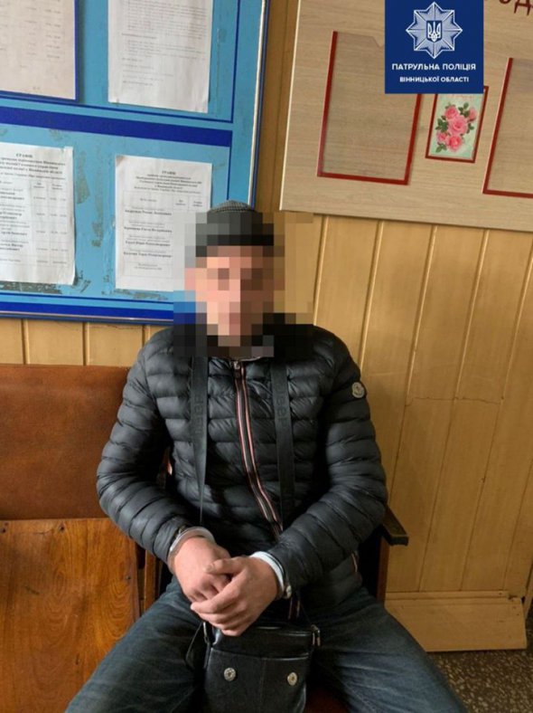 Вінницька область: чоловік протягнув поліцейського на капоті і травмував його 