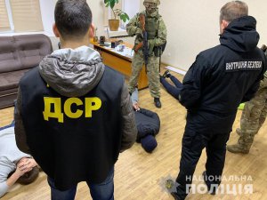 В Запорожье правоохранители задержали преступную группировку. Фото: Нацполиция