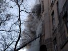 У будівлі Одеського коледжу економіки, права та готельно-ресторанного бізнесу      виникла пожежа