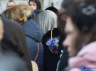 7 грудня в Одесі   попрощалися з викладачем  43-річною Анною Бортюк. Вона  загинула під час пожежі в   коледжі економіки, права та готельно-ресторанного бізнесу