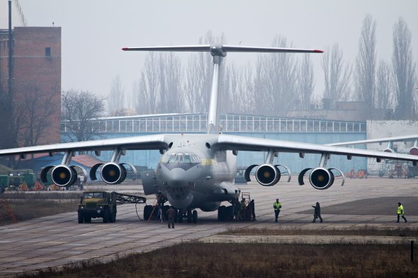 Передача Ил-76МД Вооруженным силам в Николаеве