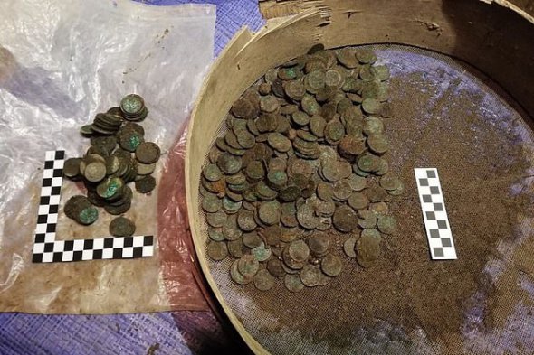 Краківські будівельники натрапили на скарб з 10 тис. рідкісних монет XVIII ст.