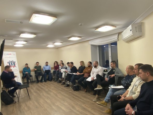 Участники конференции слушают лекцию бывшего представителя президента Украины в Крыму Бориса Бабина