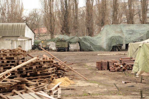 Штаб ВМС під відкритим небом