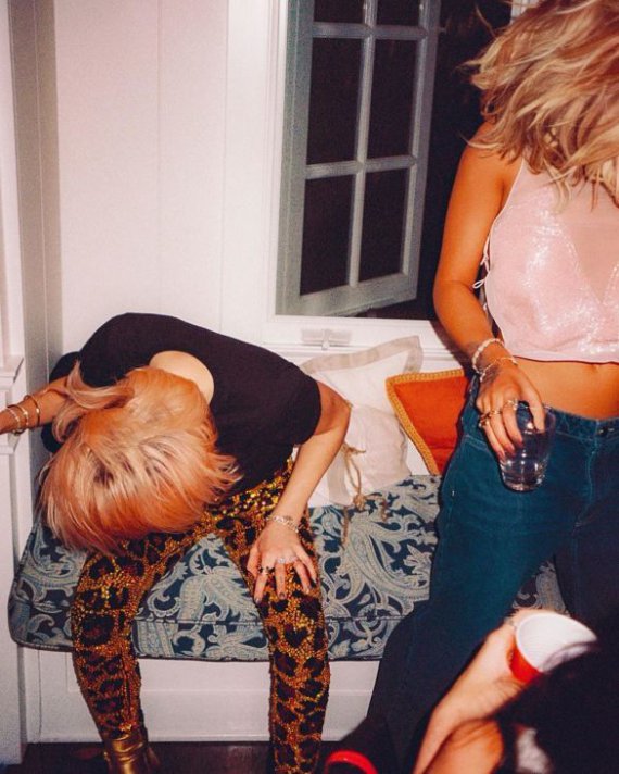 Ріта Ора не одягла бюстгальтер на вечірку