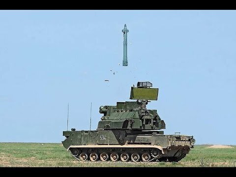 Пуск ракеты с ЗРК "Тор-1"
