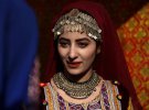 В Афганистане большинство женщин носит чадру - накидку, которая закрывает тело и лицо
