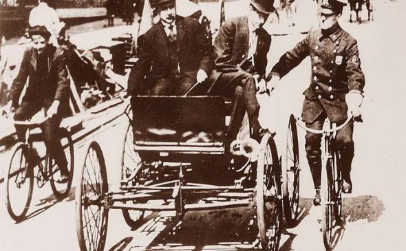 У 1896 році виписали перший у світі штраф за перевищення швидкості