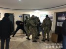 У Одеси   троє зловмисників обстріляли та викрали автомобіль інкасаторів з грошима. Нападників затримали