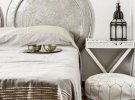 Східні акценти нададуть інтер'єру спальні особливого шарму.