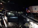 Під Миколаєвом металевий відбійник простромив автомобіль і вбив 65-річну пасажирку на задньому сидінні