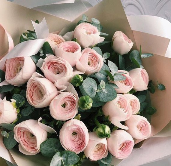 Букет на Валентина: 15 цветущих идей для яркого поздравления