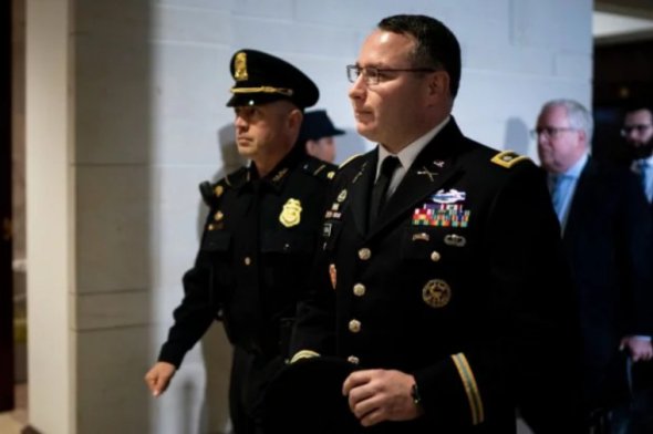 Александра Віндмана вивели з Білого дому у супроводі військових