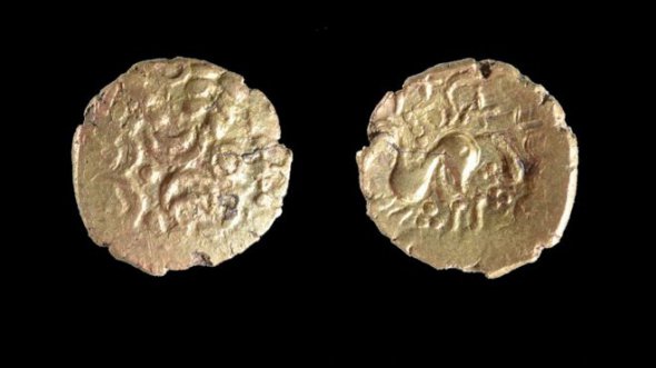 Показали клад золотых монет британского вождя