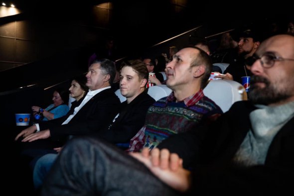 Петро Порошенко звернувся до власників кінотеатрів: "Продовжуйте прокат "Наших Котиків"