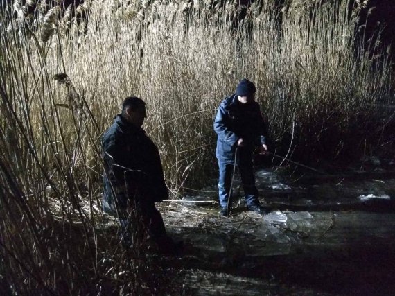 На Харьковщине трое школьников провалились под лед. Двое погибли