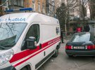 У Києві в будинку на вул. Тургенєвській двірник знайшов у бойлерній двох чоловіків - один мертвий, інший у важкому стані