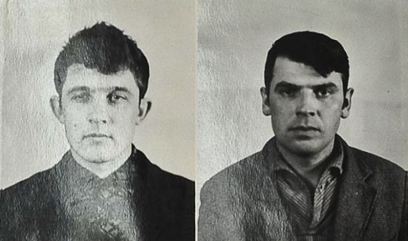 Георгия Москаленко (слева) и Виталия Кукса арестовали за проукраинскую акцию