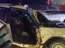На Львівщині зіткнулися автомобіль Volkswagen Jetta з рейсовим автобусом. Одна людина загинула, ще 5 - скалічилися