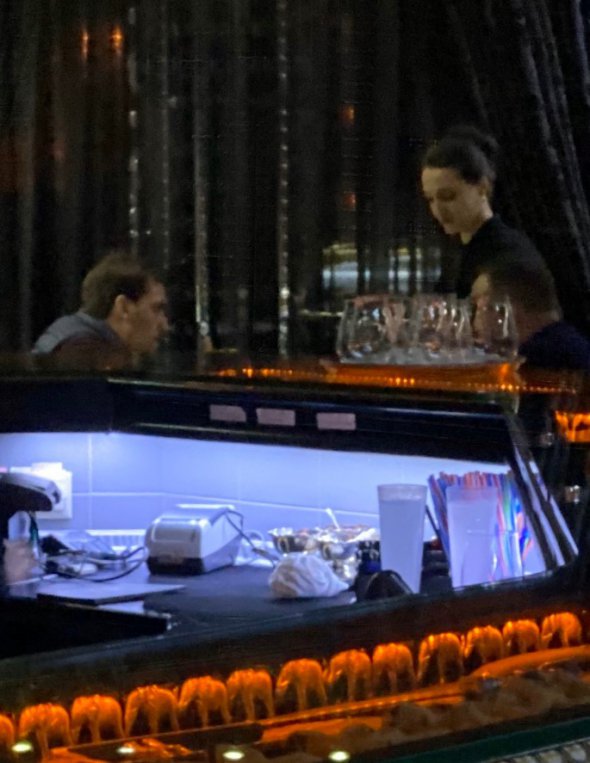 Гончарук і Єрмак у ресторані "Сутра" 1 березня