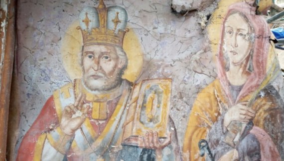 В церкви нашли спрятанные иконы