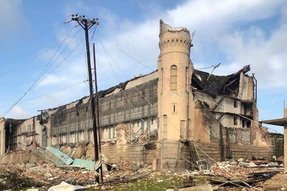 Торнадо разрушил тюрьму в которой снимали "Зеленую милю"