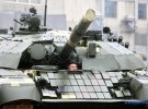 ЗСУ передали шість модернізованих танків Т-72. Фото: Укрінформ
