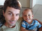 Михайло Кравченко із дружиною і сином живе на острові Самоа в Тихому океані