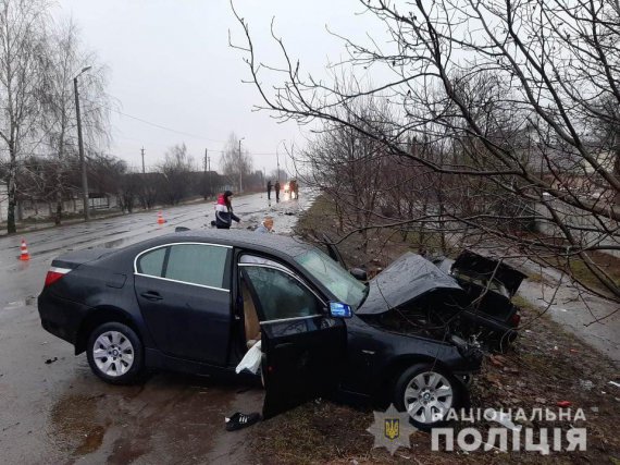 На Житомирщине в лоб столкнулись Daewoo Lanos и BMW - 523. Погибли 3 взрослых и 1-летняя девочка