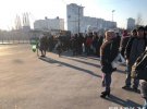 Киевляне массово пользуются общественным транспортом. Масок не используют
