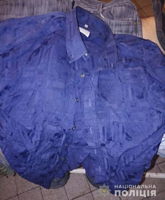 Поблизу АЗС   у Рівному   патрульні  знайшли невідомого в зашморгу