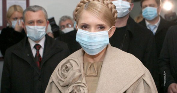 Юлія Тимошенко очолила боротьбу зі свинячим грипом
