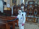 В Залещиках дезинфицируют церковь и общественные места, где бывал инфицированный  коронавирусом 57-летний священник