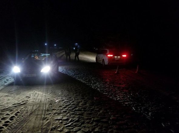 На виїздах із села Тинне встановлено пости патрульної поліції та ДСНС
