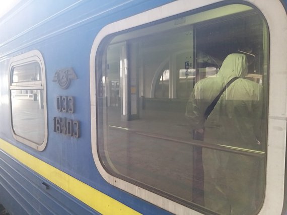 Спецпоезд "Москва-Киев" привез из России украинский, которые захотели вернуться домой