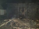 В Житомирской области во время пожара в доме сгорела 1-летняя девочка. Ее 3-летнюю сестренку спас сосед
