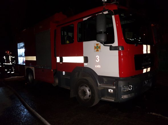 Під час гасіння пожежі рятувальники знайшли тіла двох чоловіків , 40