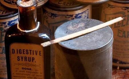 7 квітня 1826 року Джон Уокер випадково створив сірники