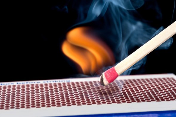 7 квітня 1826 року Джон Уокер випадково створив сірники