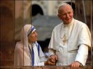 Богословская комиссия Ватикана признала Папу Римского Иоанна Павла II святым.