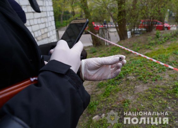 У Львові біля лікарні стався вибух. Загинув 43-річний чоловік