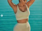 Светская львица Ким Кардашьян показала серию фото в белье собственного бренда Skims