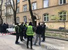 В подъезде дома на улице Академика Павлова в Львове застрелили 49-летнего мужчину