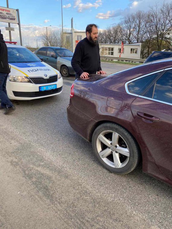 У Харкові п'яний священик тікав від поліцейських