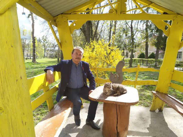 В’ячеслав Печак перший раз поїхав в Чорнобильську зону 4 травня помагати евакуйовувати  місцевих жителів у безпечні райони. 