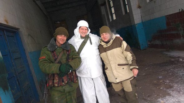 Членкиня терористичної організації Ольга Ливенець (праворуч)