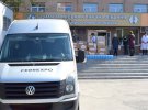 Футбольний клуб "Ворскла" передав партію допомоги від компанії Ferrexpo для Дитячої міської лікарні Полтави