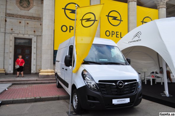 Нові Opel на "Агро-2020"
